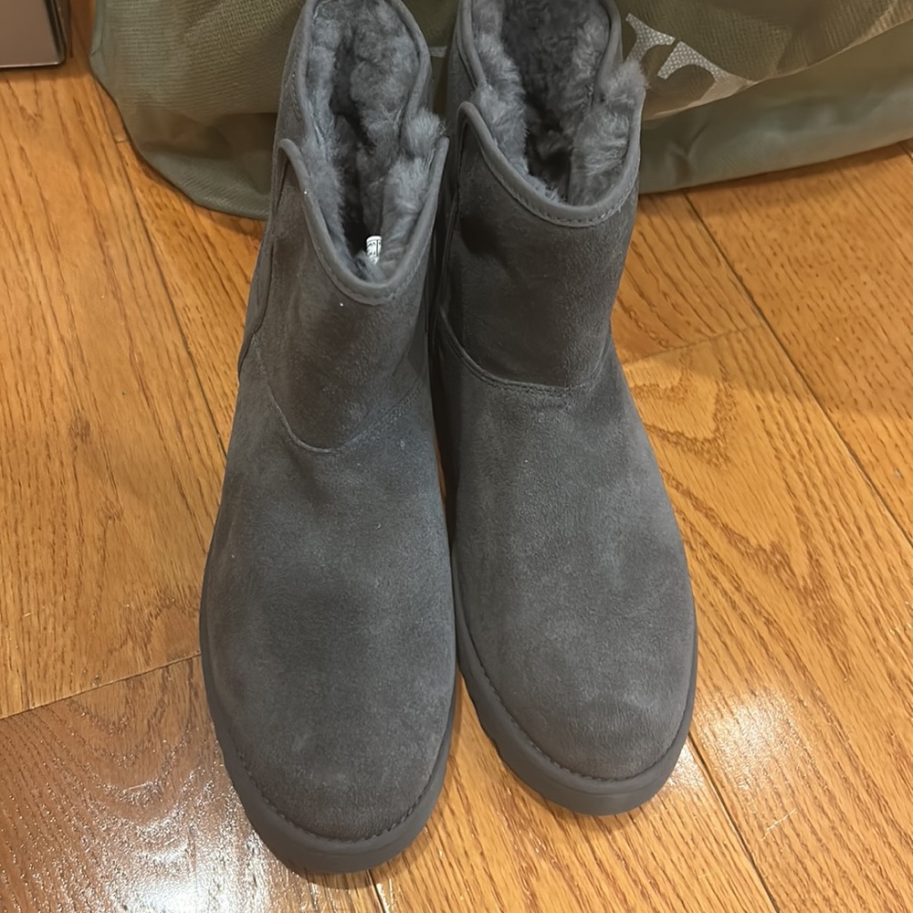 UGG Cory II Boot Grey 6 - Picture 3 of 7